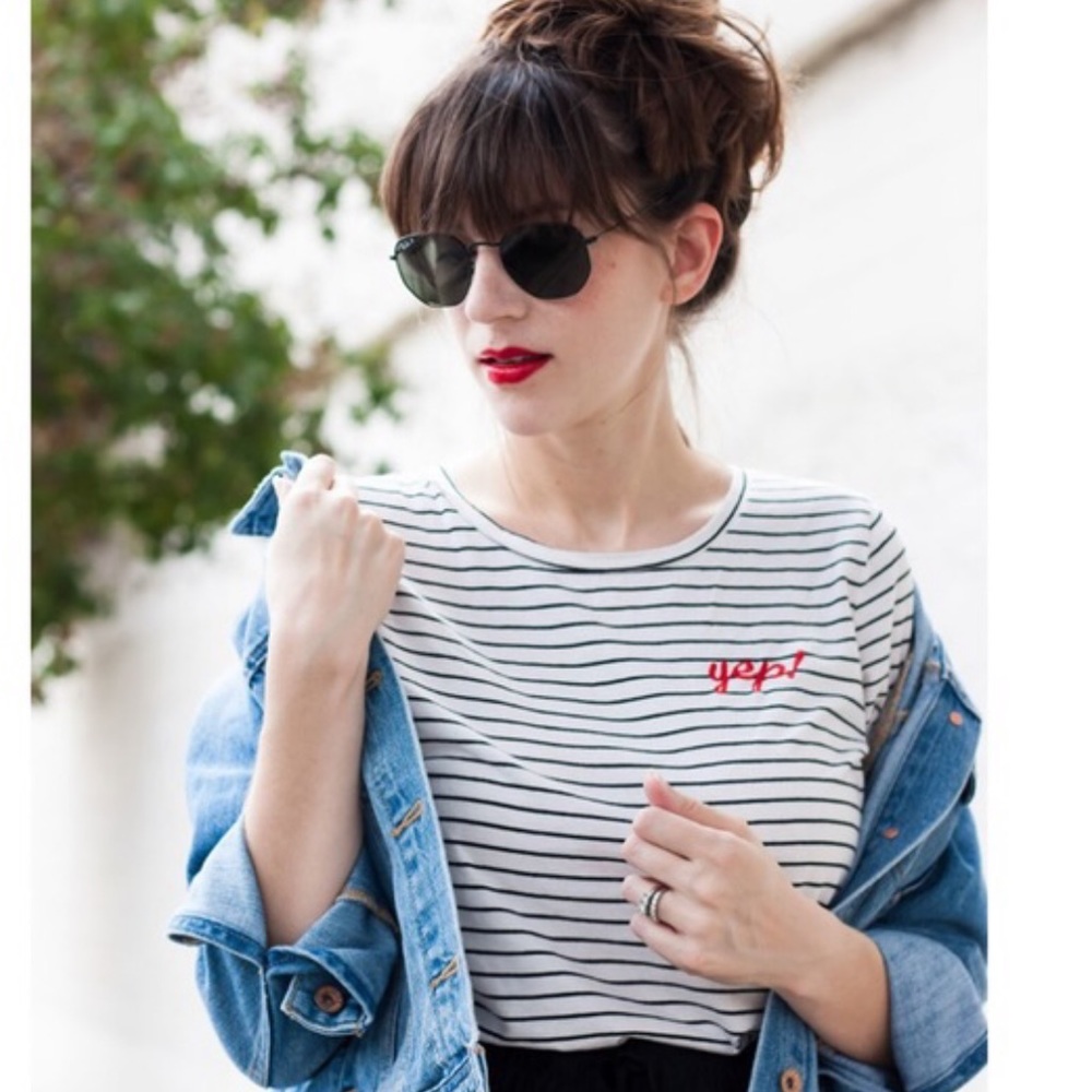 BNWT! Striped embroidered yep! Tee shirt